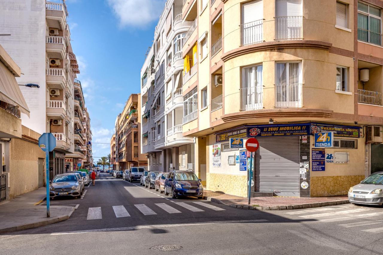 Apartamiento Fragata Torrevieja Exterior foto