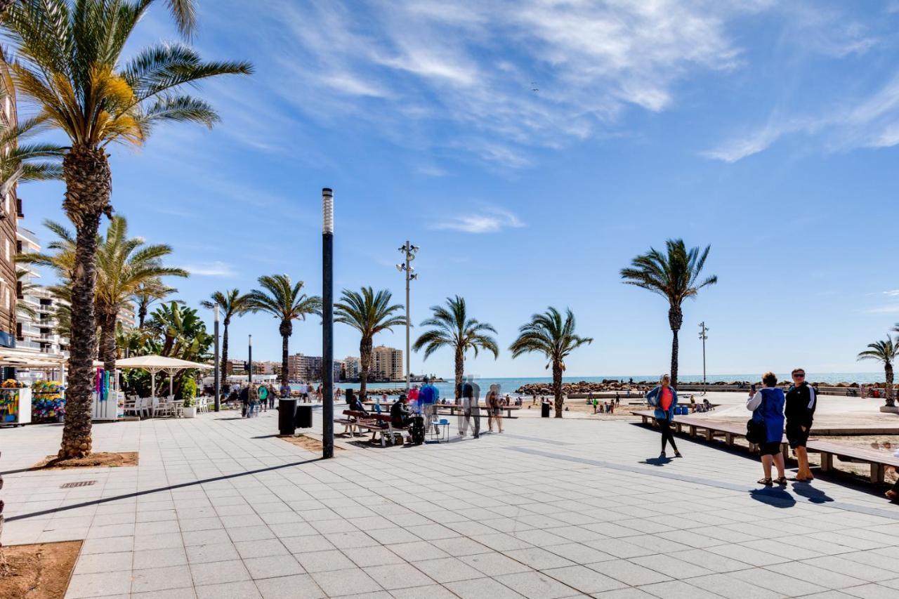 Apartamiento Fragata Torrevieja Exterior foto