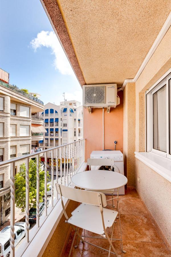 Apartamiento Fragata Torrevieja Exterior foto